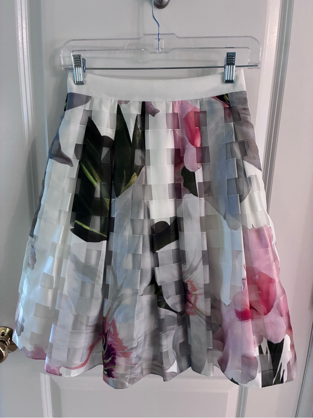 Ted Baker White Floral Basketweave A-Line Skirt with Pink and Green Accents